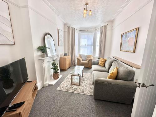 Birkenhead Casa | Stylish 3 Bed Home Near Oxton Village & Liverpool