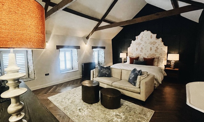 Bridgend Apartamento | Stylish apartment above popular traditional village pub!