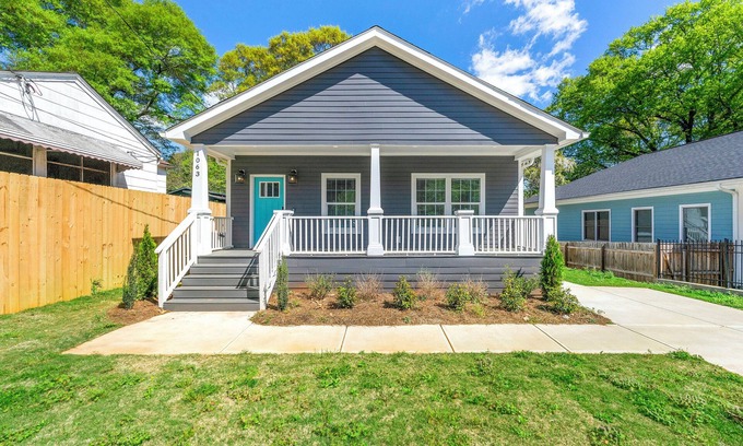Jefferson Park Casa | Stylish & Cozy New Bungalow - 10min to Midtown!