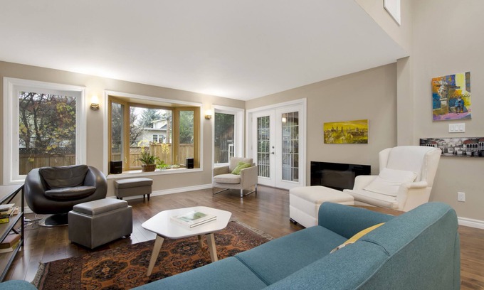 Sandy Hill Casa | Stylish east downtown house with easy river access