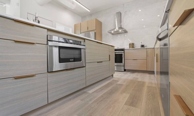 German Village Apartamento | Stylish Getaway -columbus-3 Bedroom Masterpiece