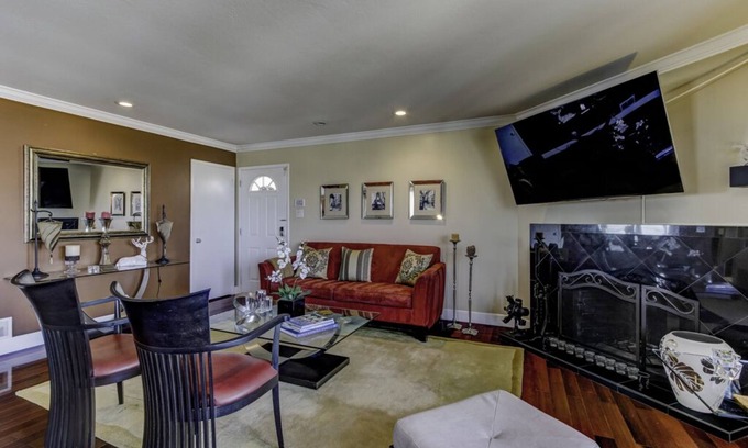 Southern Hills Casa | Elegante casa con excelente ubicación y todas las comodidades.