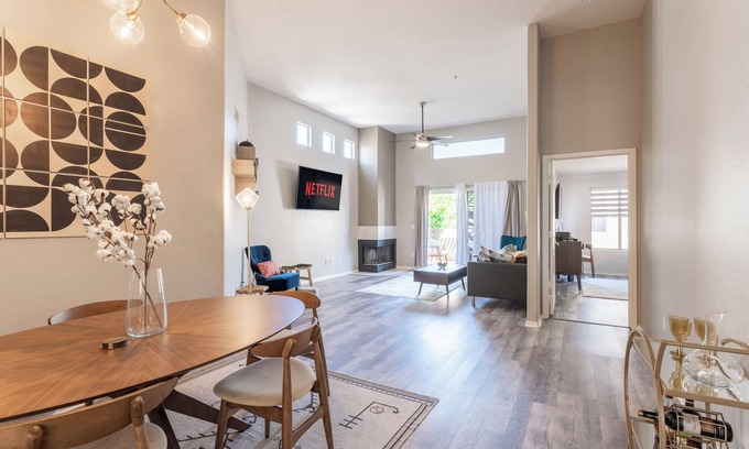 Scottsdale Vista Condominio | Stylish North Scottsdale 2 bd Condo