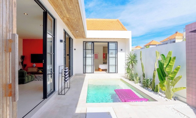 Munggu Villa | Stylish Private Pool Villa in Pererenan