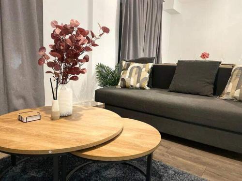 Bordesley Apartamento | Stylish Retreat - Sleeps 6 Terrace-2Bedroom-PetsOK