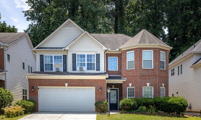 Tucker Casa | Stylish Sanctuary on Place Ct