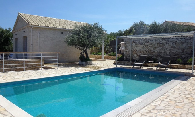 Katsimatika Villa | Elegante villa junto al mar para dos