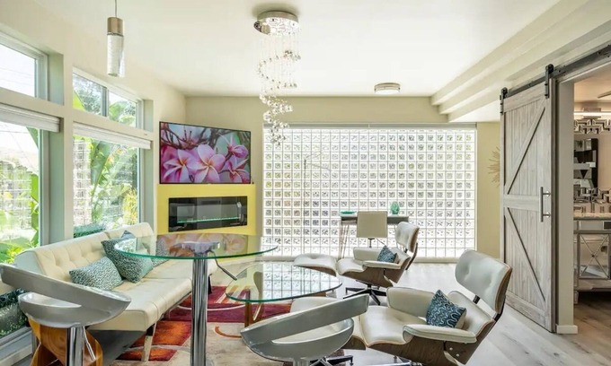San Rafael Apartamento | Stylish & Serene Suite Views SF, Wine & Marin
