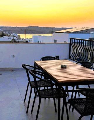 Bugibba Apartamento | Stylish Side Seaview Penthouse By Quicktrips