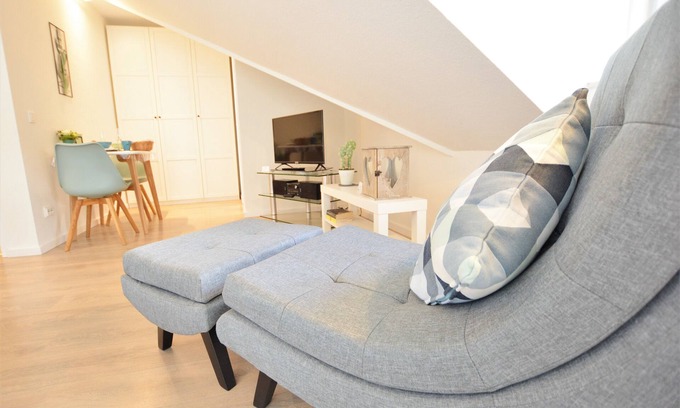 Bad Kreuznach Apartamento | Apartamento moderno y luminoso de 1 habitación - balcón, WLAN, TV, cerca del centro de la ciudad