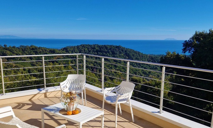 Poggio-Mezzana Villa | SUBLIME villa neuve vue à 360° sur la mer à 10'de Moriani, des plages et rivière