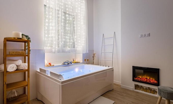 Saint-Etienne Apartamento | Suite Évasion Céleste à Saint-Étienne