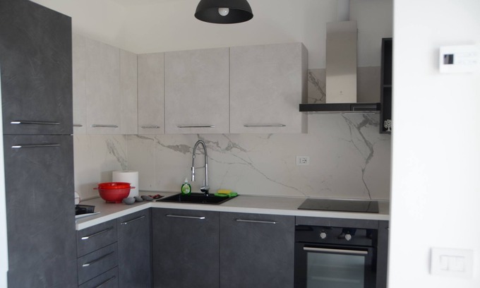 Pomezia Apartamento | Suite 35 between Rome and the sea