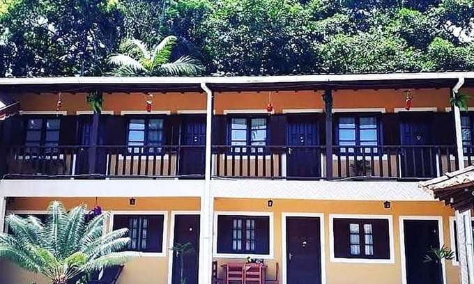 Ponte Branca Apartamento | Suite aconchegante dentro de uma pousada em Paraty