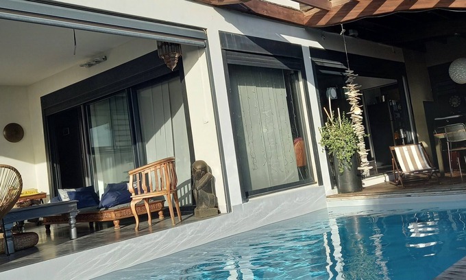 Grand Bois Cama Y Desayuno | Suite Avec Jacuzzi Privé Piscine vue mer Splendide