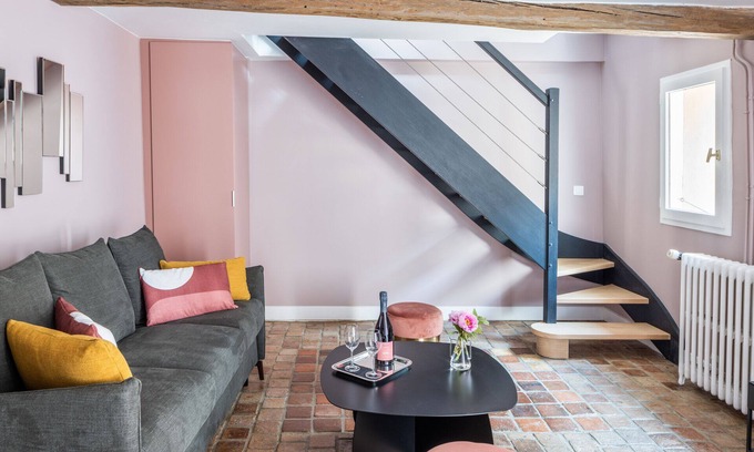 Nogent-le-Roi Apartamento | Suite-De Lujo-Rosé de Saignée-Baño privado con ducha-Vista al patio