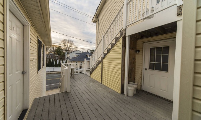 Rehoboth Beach Casa | Summer Place Hotel