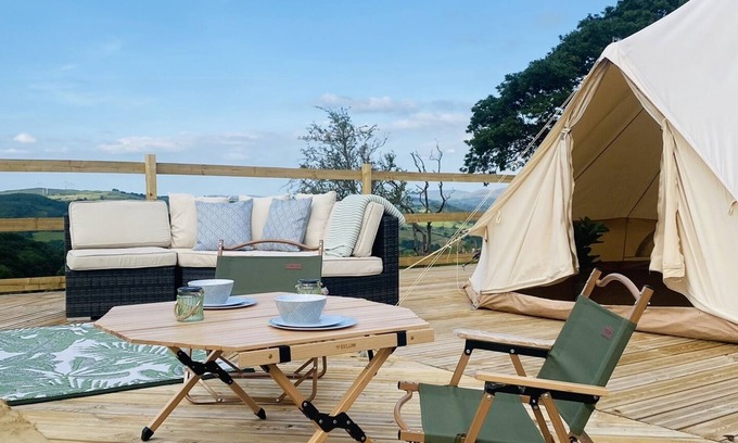 Corwen Alquiler De RV | Summers View, Luxury Bell Tent with spectacular views