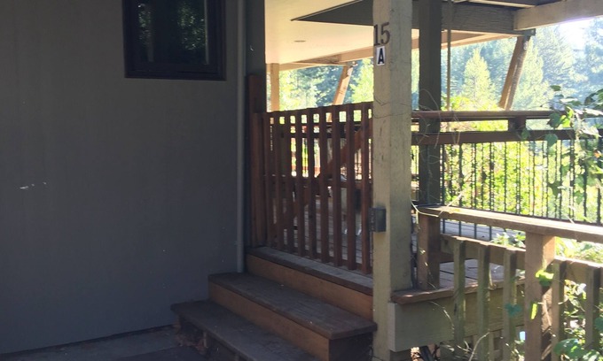 Mill Valley Apartamento | Sun mojó, privado, tranquilo, ubicado en la base del Monte Tam