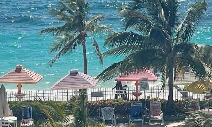 Williams Town Apartamento | Sun, Sand & Sea at Coral Beach!