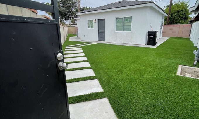 Northeast Anaheim Casa | Sunkist Oasis near Disneyland