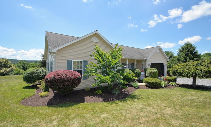 James Creek Casa | SUNNY ACRES AT RAYSTOWN LAKE - PET FRIENDLY
