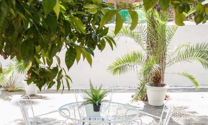 Glyfada Apartamento | Sunny and Minimal apt in Glyfada With 3 Bdrm
