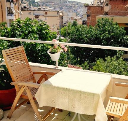 Sarande Apartamento | Sunny apartment in quiet part of centre