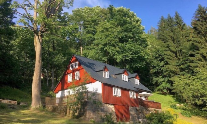 Desna Casa | Sunny Slope & Sauna by Interhome