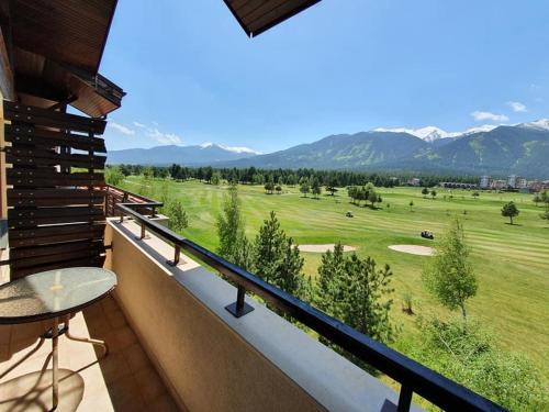 Razlog Apartamento | Sunny Duplex, Mountain Views, Spa Access, Near Bansko, Terra Complex
