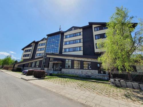 Razlog Apartamento | Sunny duplex with spectacular view in Terra Complex