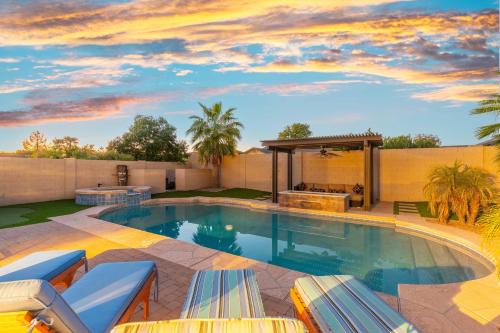Castlegate Casa | Sunny Home with Backyard Oasis in San Tan Valley!