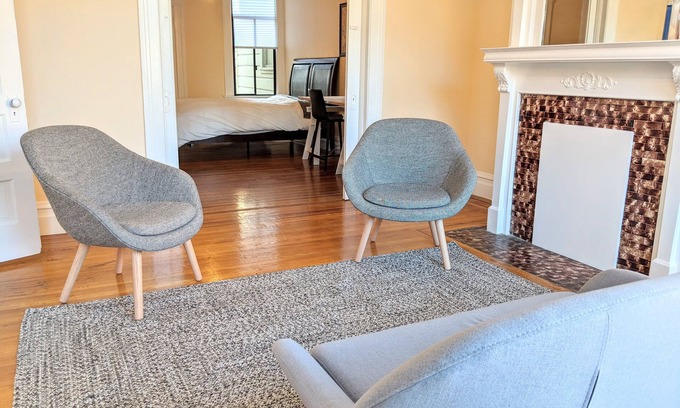 Mission District Apartamento | Sunny Large Unit on Two Level in the Mission 4 Bedrooms/3 Bathrooms