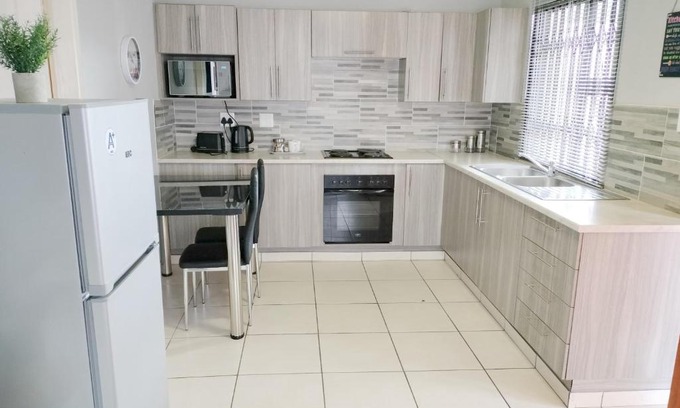 Silverton Apartamento | Sunrise Guesthouse