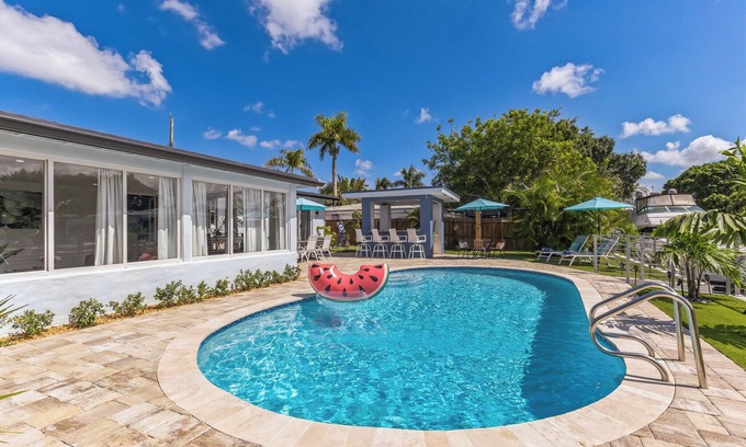 Fort Lauderdale Casa | Sunseeker Place- Canal Views & Pool - Ocean Access