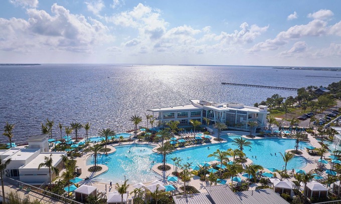 Charlotte Harbor Complejo | Sunseeker Resort Florida Gulf Coast, Curio Collection Hilton