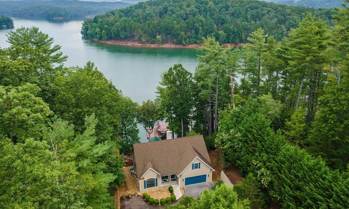 Forest Lake Heights Casa | Sunset Haven on Lake James | Private Dock, Fire Pit & Game Room!