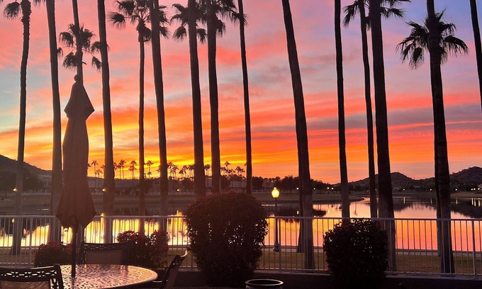 Estrella Mountain Ranch Casa | Sunset Reflection in Estrella-Goodyear, AZ -exceptional AZ sunsets on the lake.