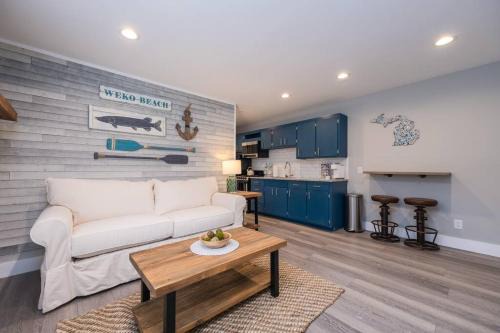 Bridgman Casa | Sunset Villa B4