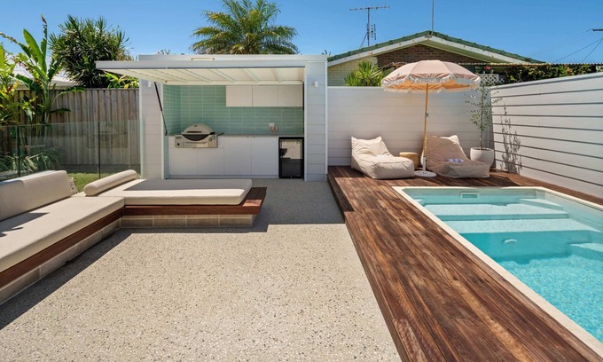 Warana Casa | Sunshine Coastal Retreat - Stroll to the Shoreline