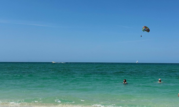 Palmer Ranch Villa | Sunshine Get Away! Pool, Beach & Fun! Near Siesta Key! King Size Bed!