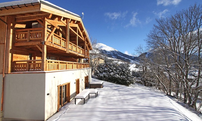 Huez-en-Oisans Chalet De Esquí | Super endroit! Chalet montagnard avec sauna et bain à remous privatives