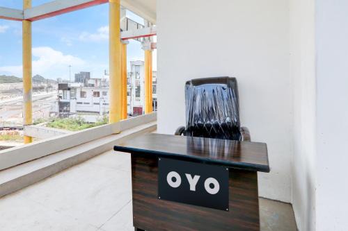 Sidhauli Hotel | Super Hotel O SK