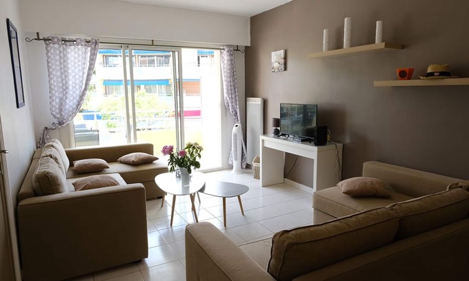 La Faviere Apartamento | Superb 4* air-conditioned T2 apartment in the center of Favière