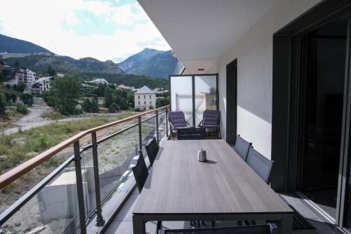 Briancon Apartamento | SUPERB apt with BALCONY in BRIANÇON