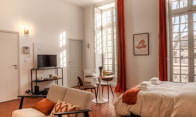 Noves Apartamento | Superb, charming apartment 10 minutes from Saint-Rémy.