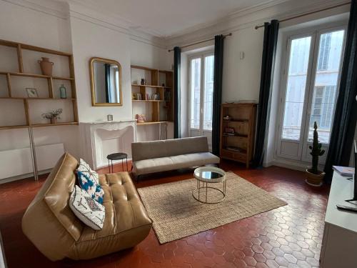 Toulon Apartamento | Superbe appartement spacieux, calme, central