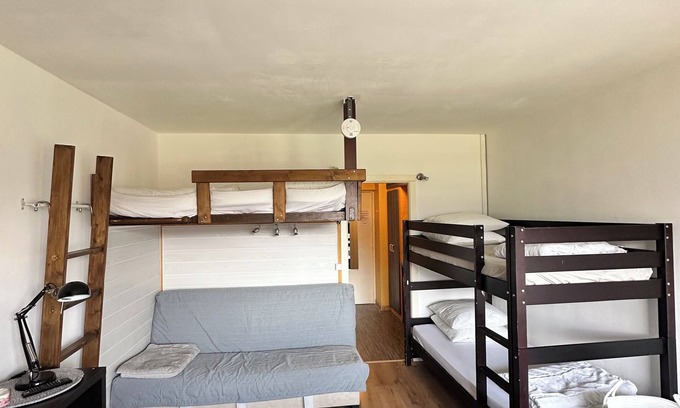 Saint-Etienne-en-Devoluy Apartamento | SUPERDEVOLUY Studio sleeps 4 to 6, 26 m2 with balcony at the foot of the slopes