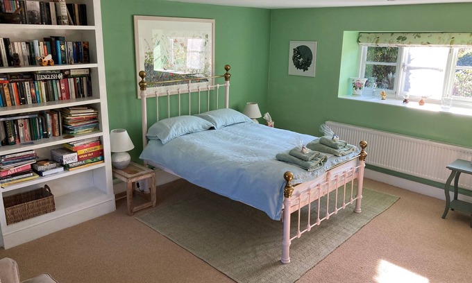 Cricket Malherbie Cama Y Desayuno | Habitacion Doble-Superior-Baño con ducha-Vista al Jardín-The Green Room