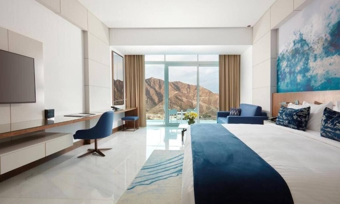 Al Aqah Apartamento | Superior King Room Near Sandy Beach